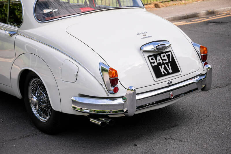 Afbeelding 9/33 van Jaguar Mk II 3.8 (1961)