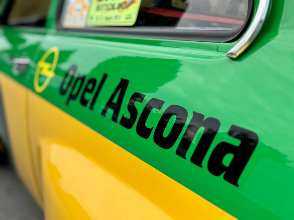 Bild 18/35 von Opel Ascona 1,2 S (1975)