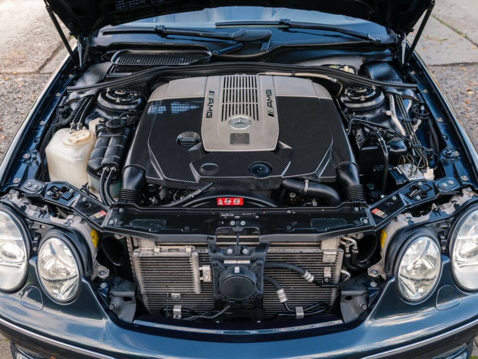 Bild 29/31 von Mercedes-Benz CL 65 AMG (2006)