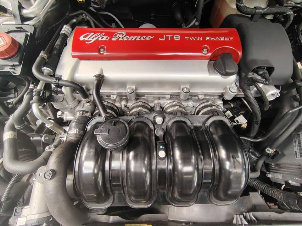 Bild 79/86 von Alfa Romeo Spider 2.2 JTS (2007)