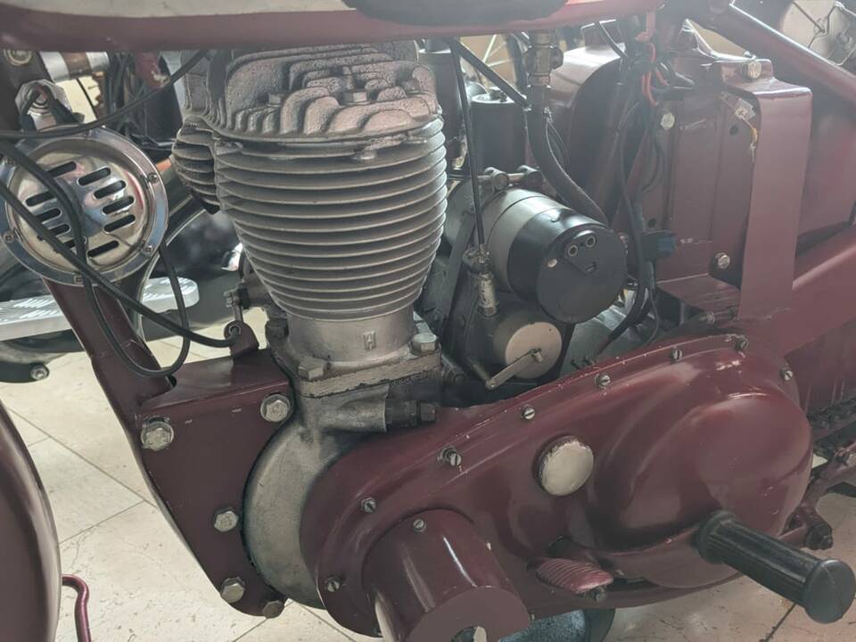 Bild 2/4 von BSA DUMMY (1952)