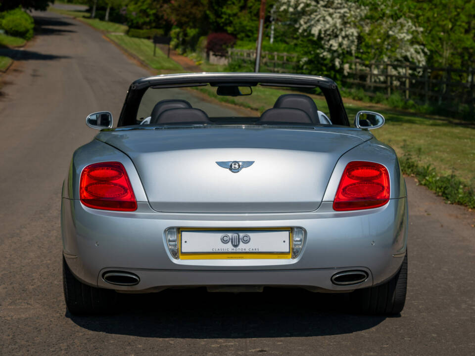 Image 10/12 of Bentley Continental GTC (2008)