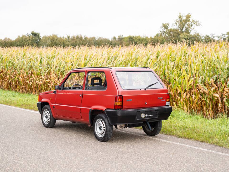 Immagine 4/42 di FIAT Panda &quot;Young&quot; (2000)