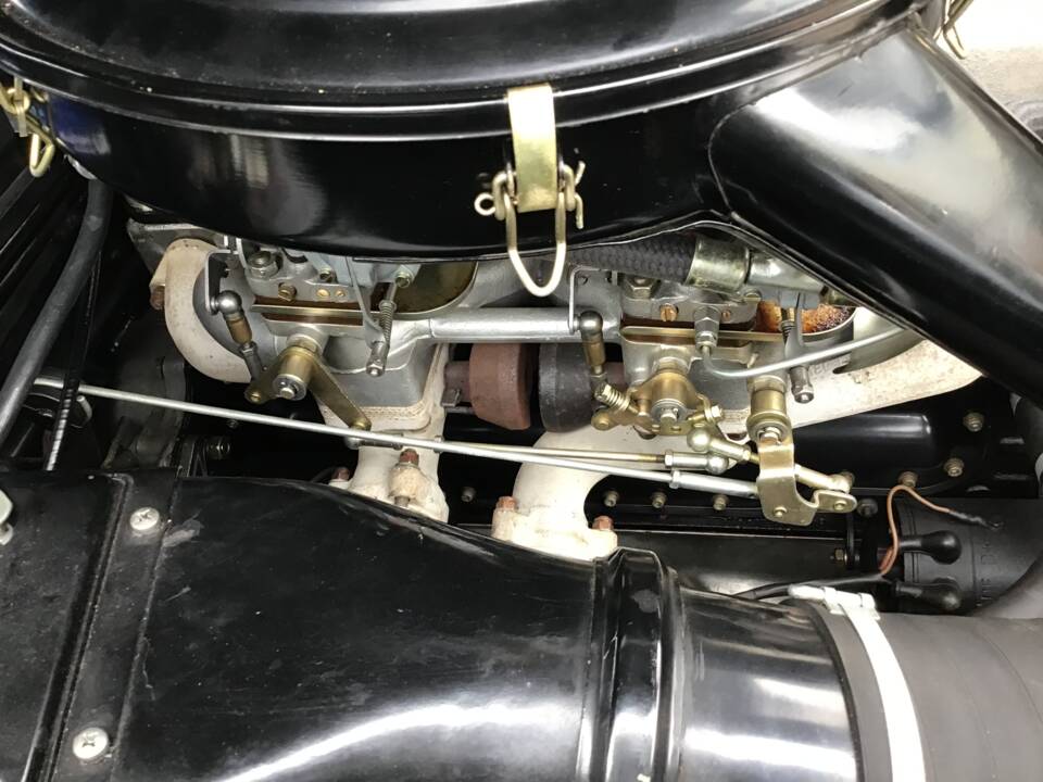 Image 15/32 of Mercedes-Benz 220 S Cabriolet (1958)