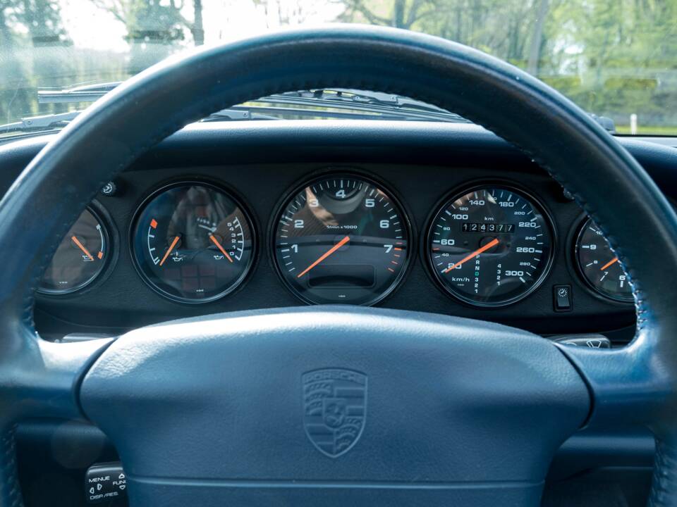 Afbeelding 27/44 van Porsche 911 Carrera (1994)