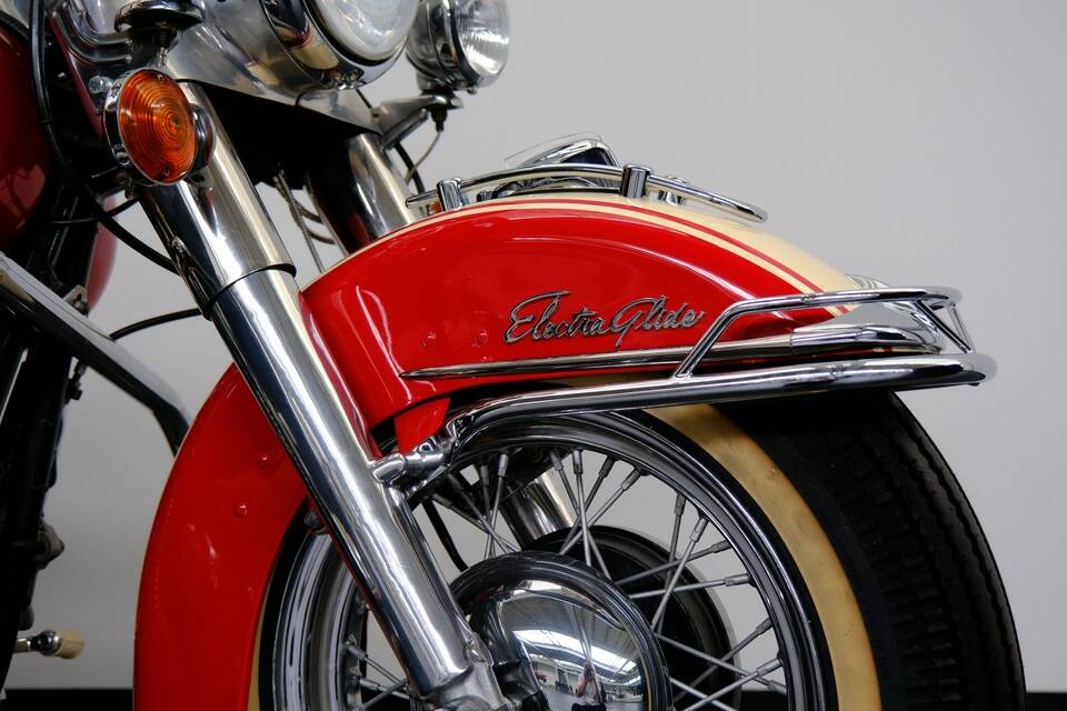 Image 3/75 of Harley-Davidson FL Panhead (1965)