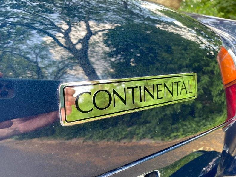 Image 49/50 of Bentley Continental (1987)