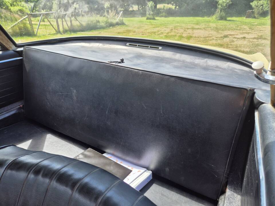 Image 5/5 de Volkswagen Karmann Ghia 1500 S (1964)