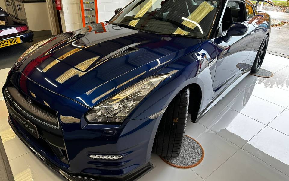 Image 23/45 of Nissan GT-R (2011)