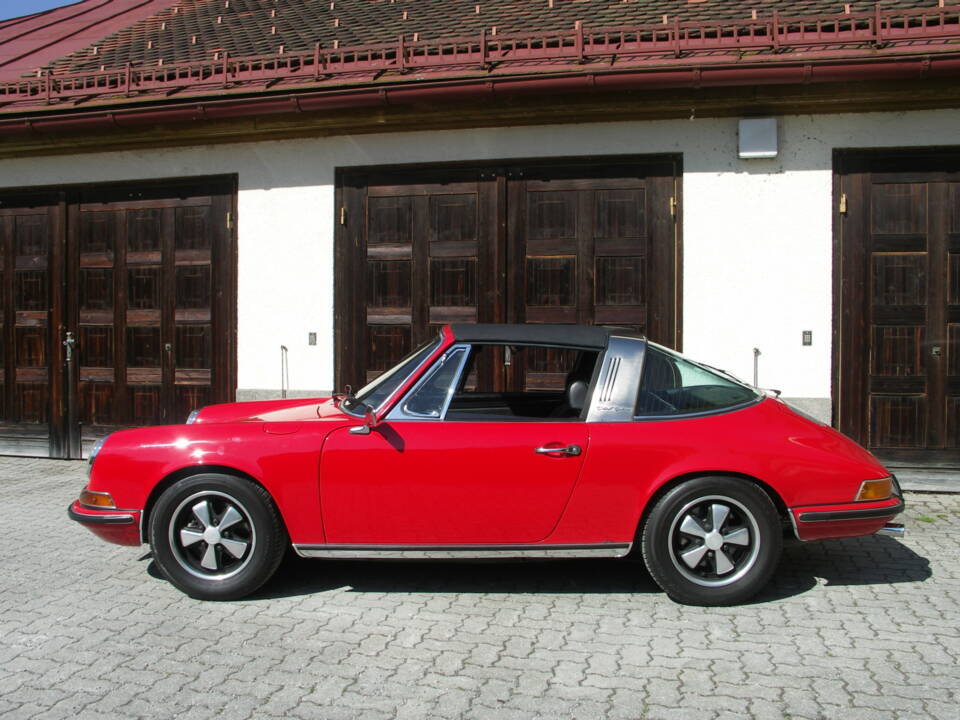 Image 30/38 of Porsche 911 2.2 E (1971)