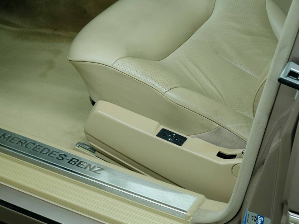 Bild 49/50 von Mercedes-Benz S 280 (1994)