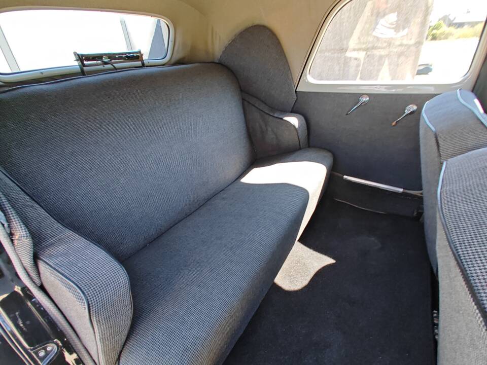 Image 41/47 of Citroën Traction Avant 11 B (1955)