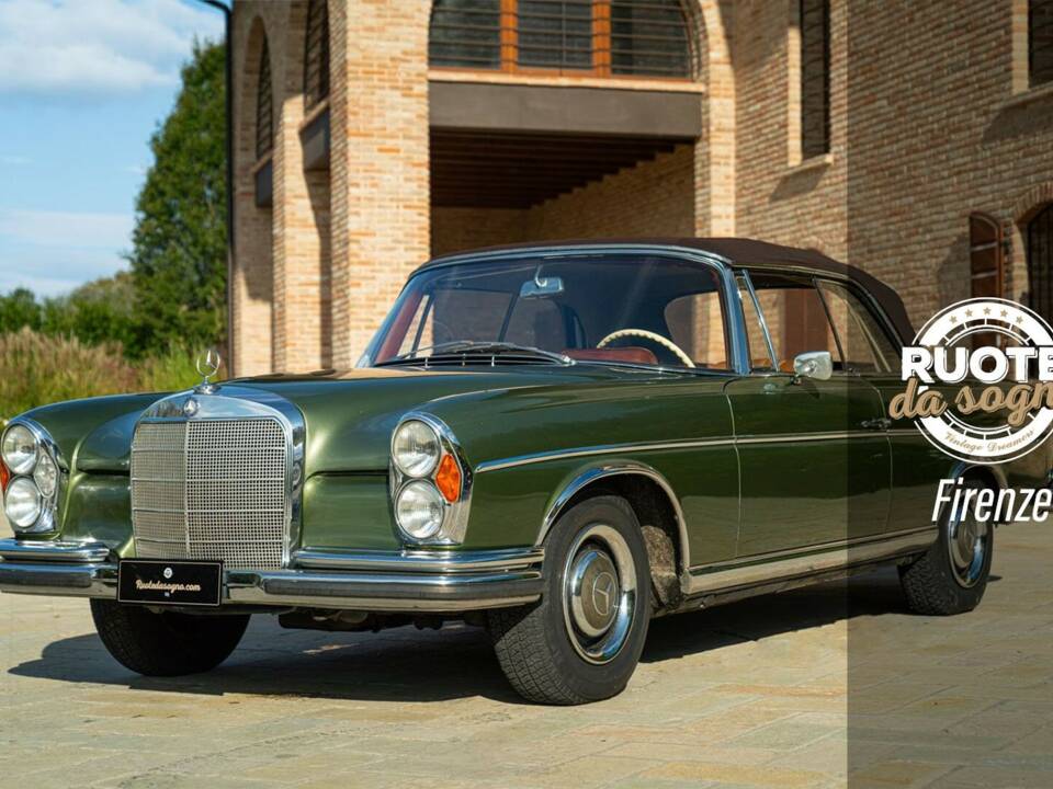Bild 1/50 von Mercedes-Benz 220 SE b (1964)