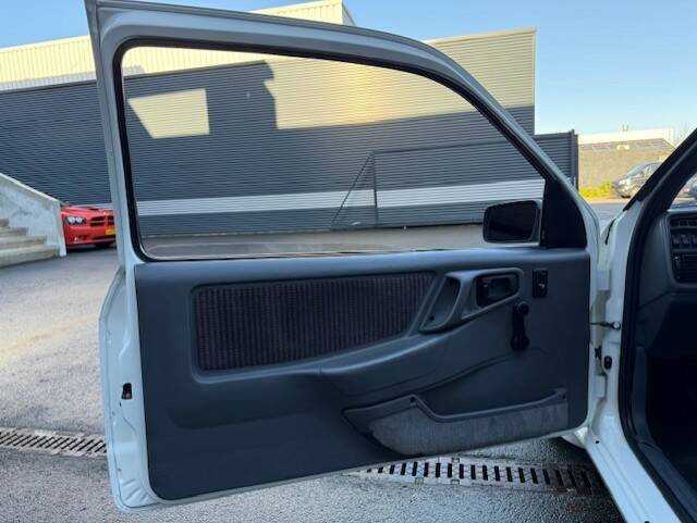 Imagen 9/22 de Ford Sierra RS Cosworth (1987)