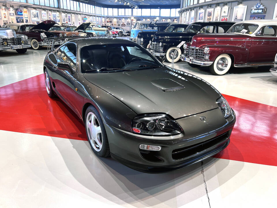 Image 11/17 of Toyota Supra (1994)