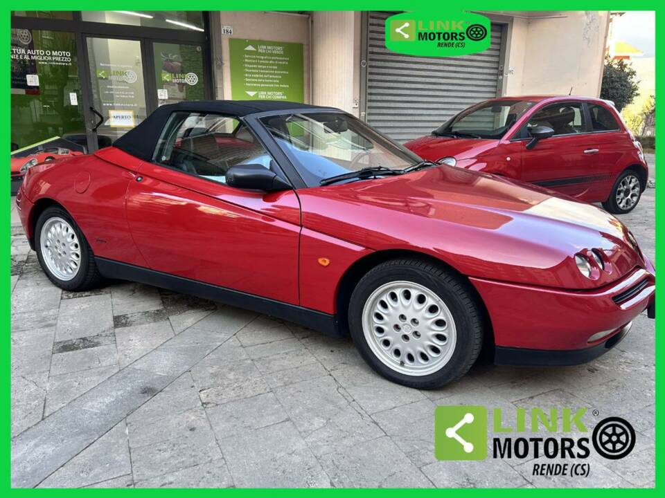Bild 8/10 von Alfa Romeo Spider 2.0 Twin Spark 16V (1995)