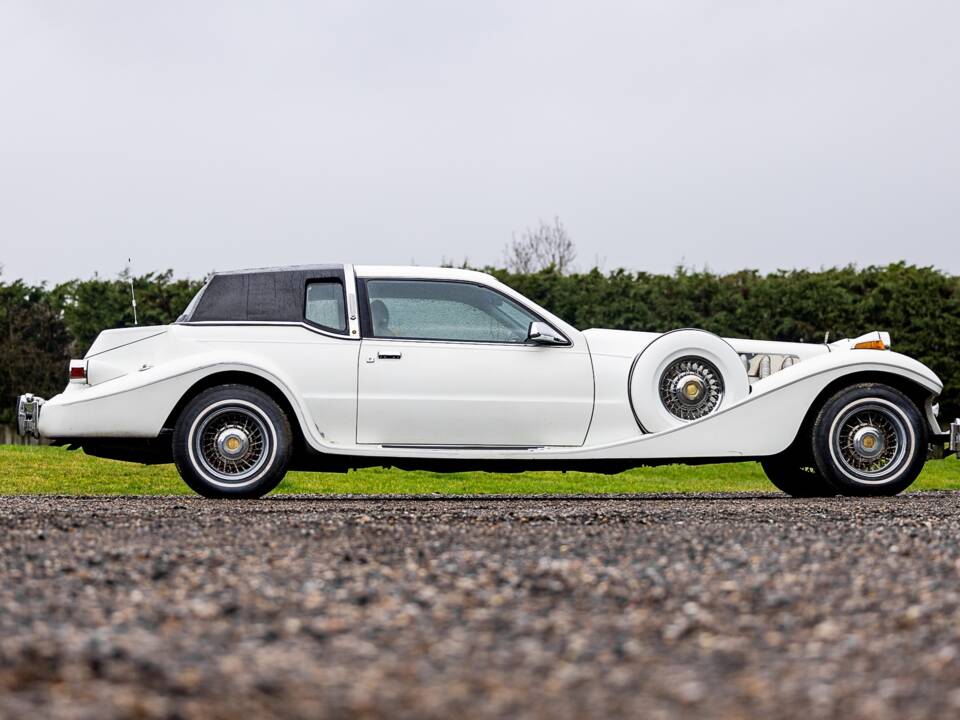 Image 2/50 of CMC Tiffany (1988)