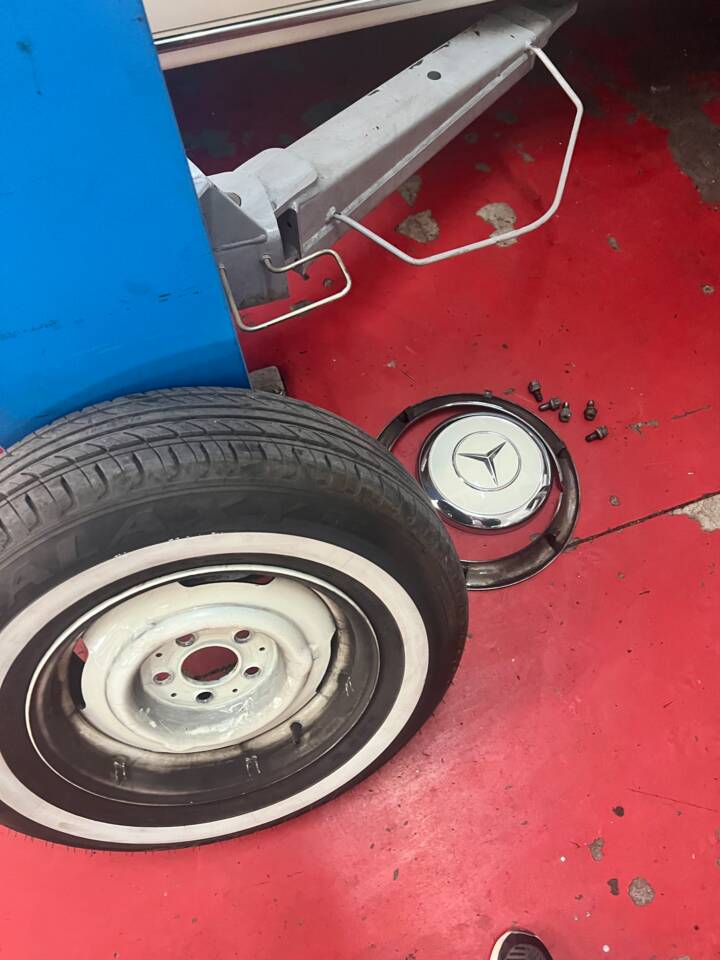 Afbeelding 25/50 van Mercedes-Benz 250 SE (1967)