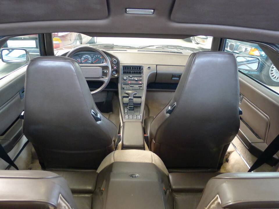 Bild 25/50 von Porsche 928 S (1986)