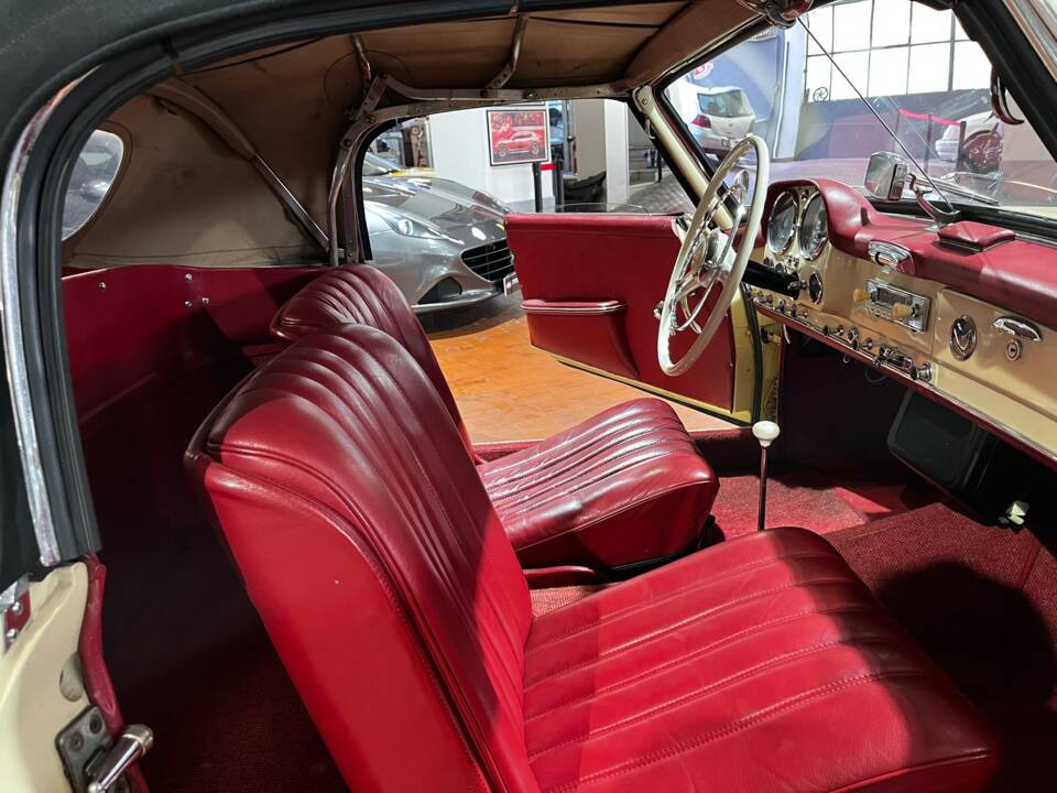 Image 45/58 of Mercedes-Benz 190 SL (1955)