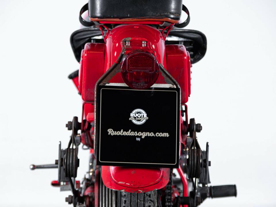 Image 21/50 of Moto Guzzi DUMMY (1955)