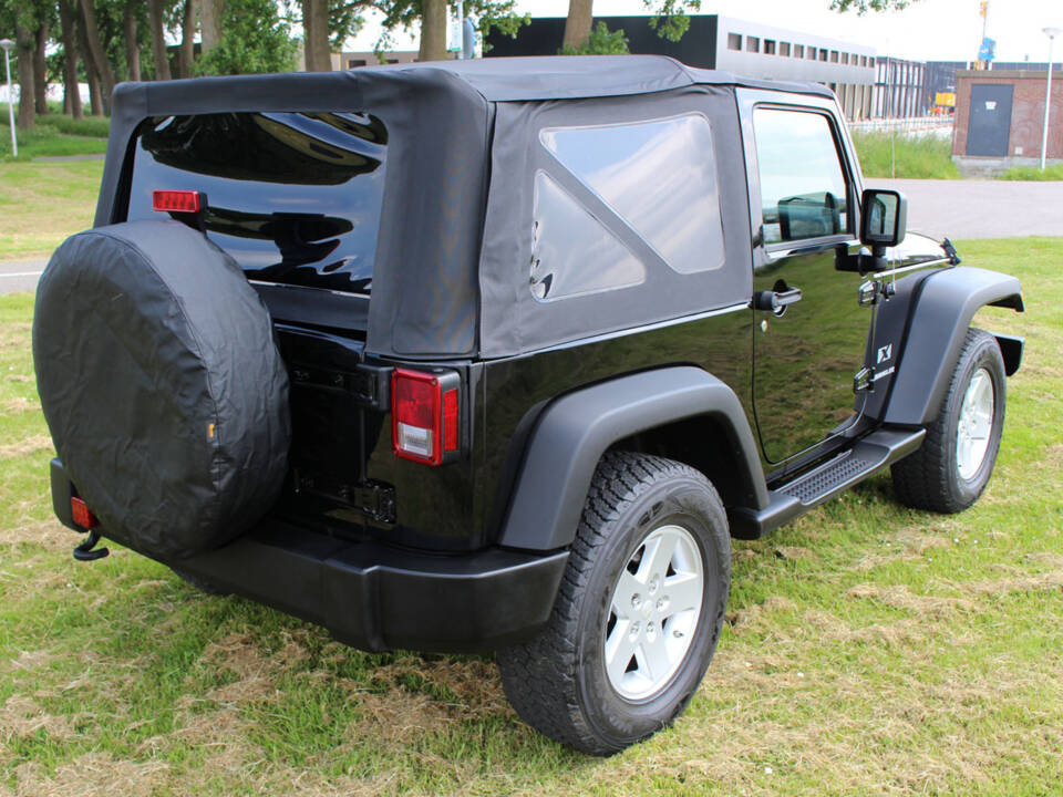 Imagen 10/26 de Jeep Wrangler 3.8 (2009)