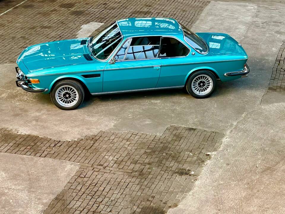 Image 17/63 de BMW 3.0 CSi (1972)