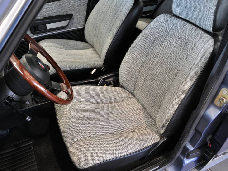 Image 17/29 of Alfa Romeo Giulietta 1.8 (1983)