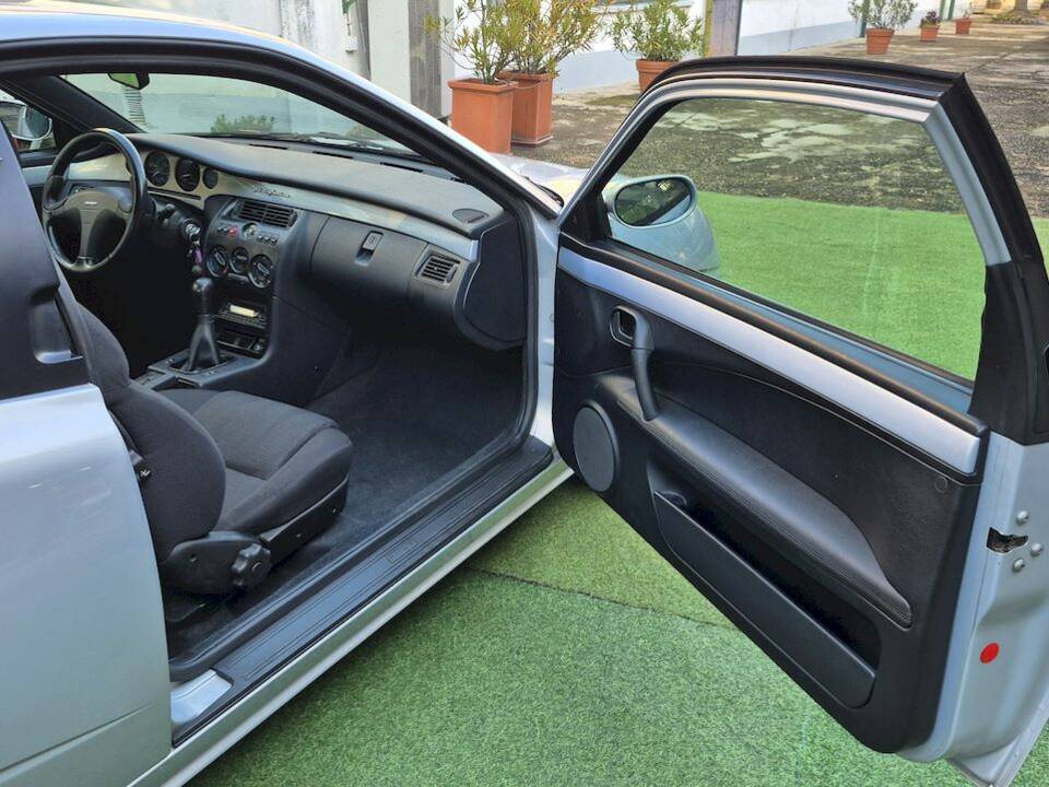 Immagine 28/43 di FIAT Coupé 2.0 20V (1999)