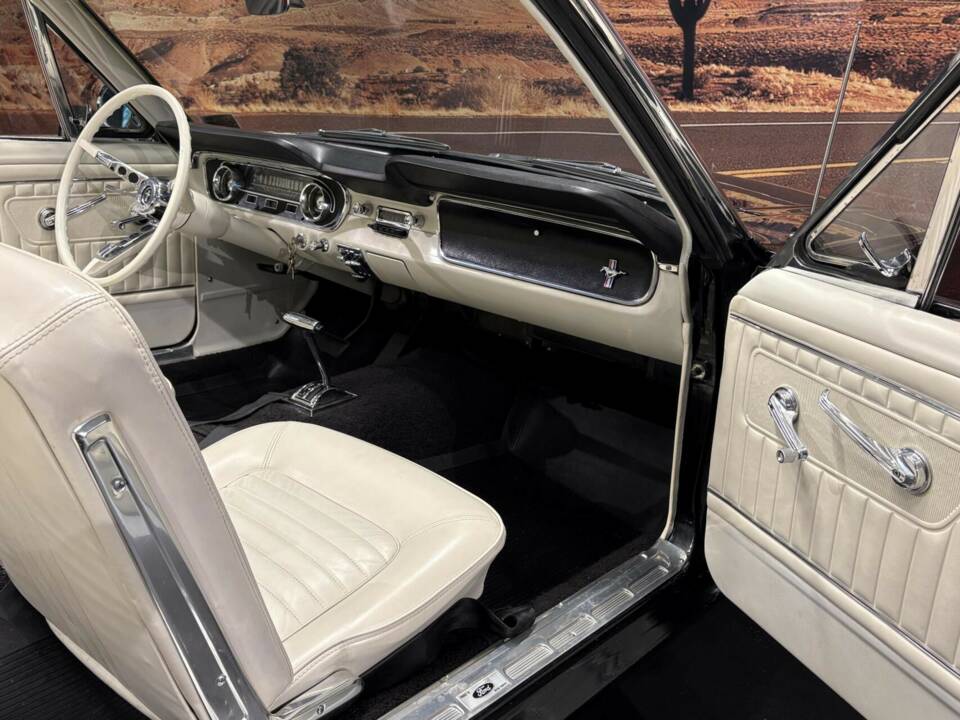 Image 41/50 of Ford Mustang 289 (1965)