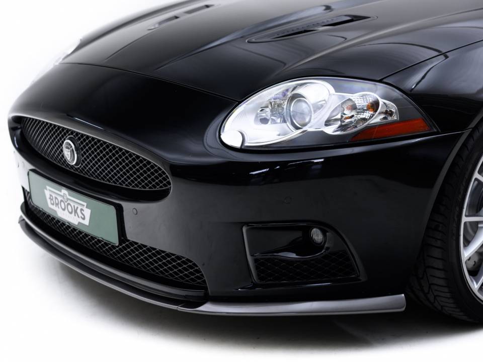 Bild 6/37 von Jaguar XKR (2008)