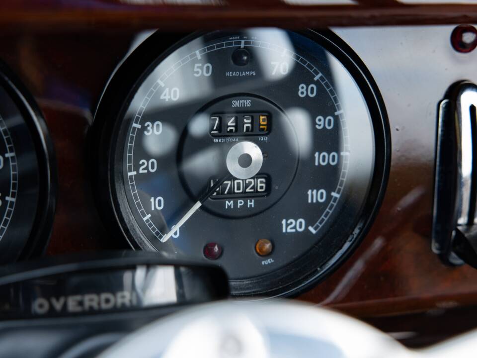 Bild 31/44 von Jaguar 340 (1968)