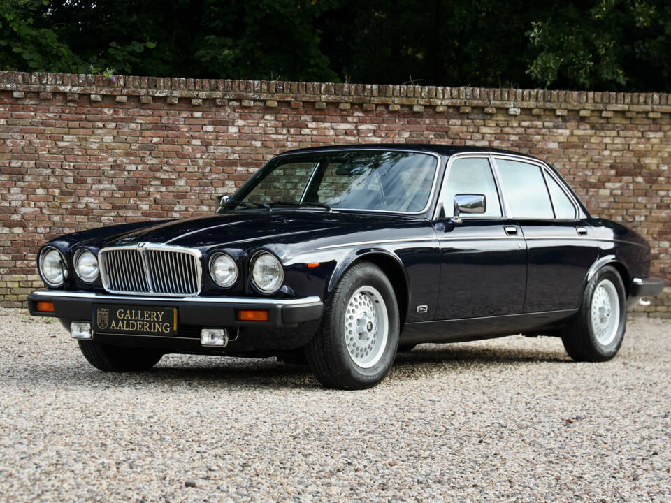 Imagen 1/50 de Jaguar XJ 12 (1985)