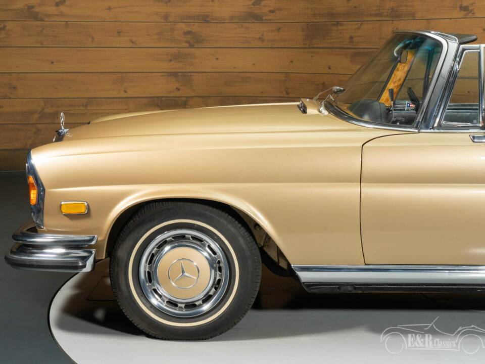 Imagen 5/8 de Mercedes-Benz 280 SE (1971)