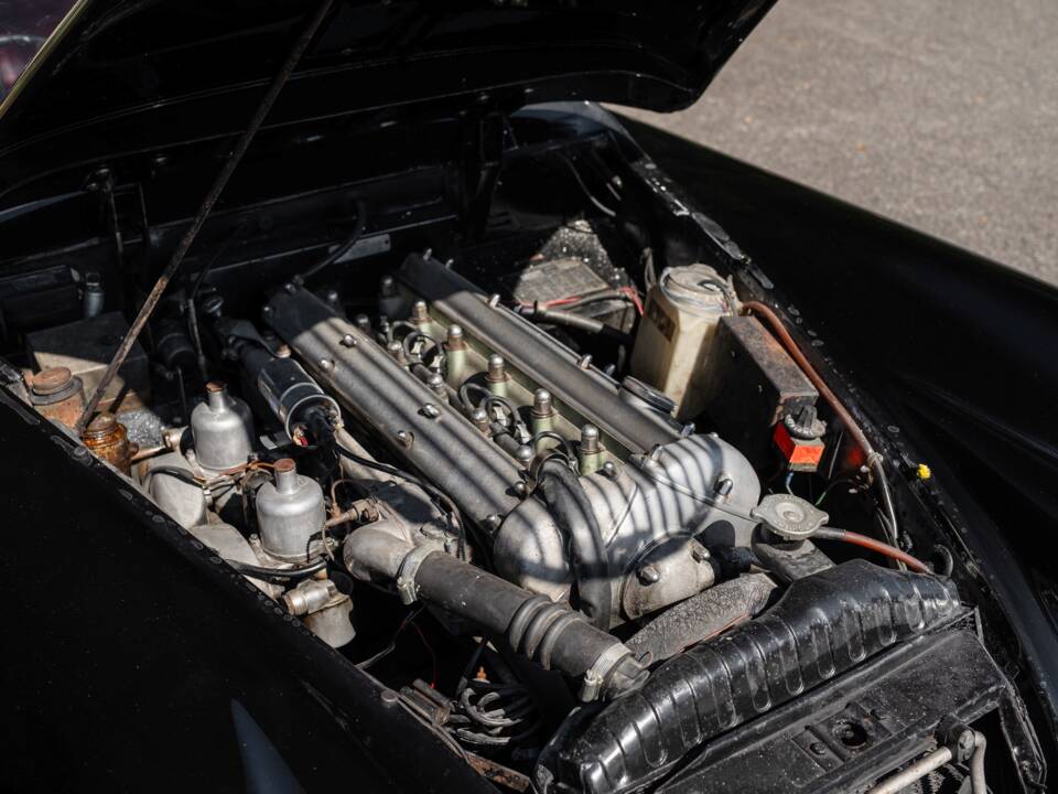 Image 5/21 of Jaguar XK 150 SE FHC (1958)