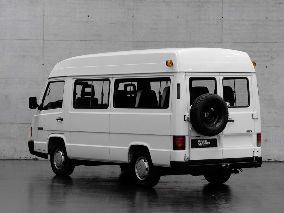 Immagine 4/43 di Mercedes-Benz MB 100 D lang (1993)