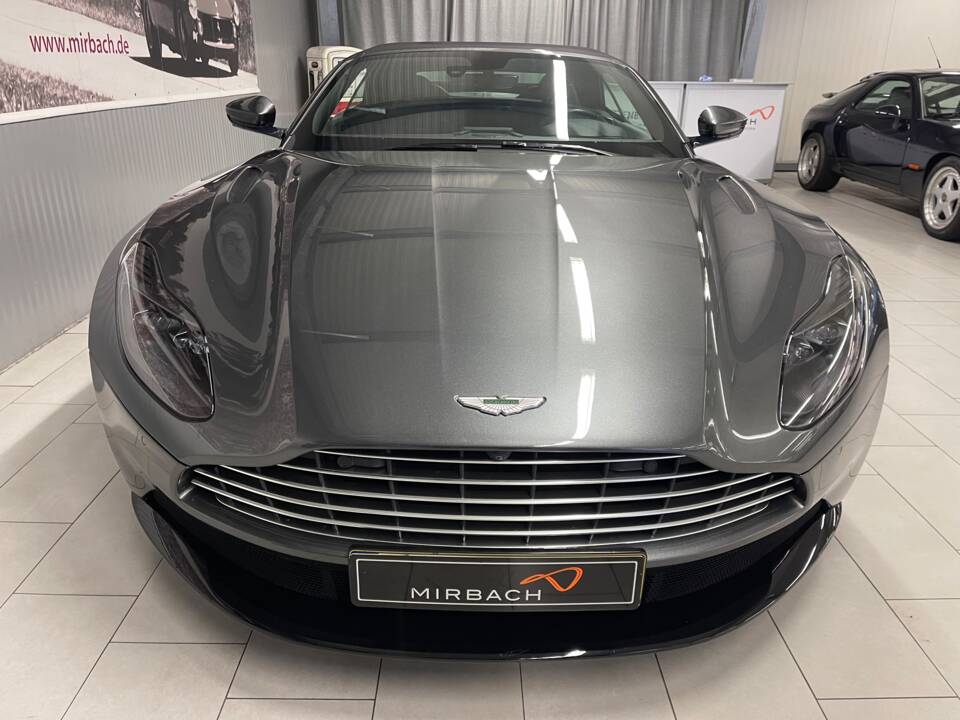Afbeelding 6/18 van Aston Martin DB 11 Volante (2020)