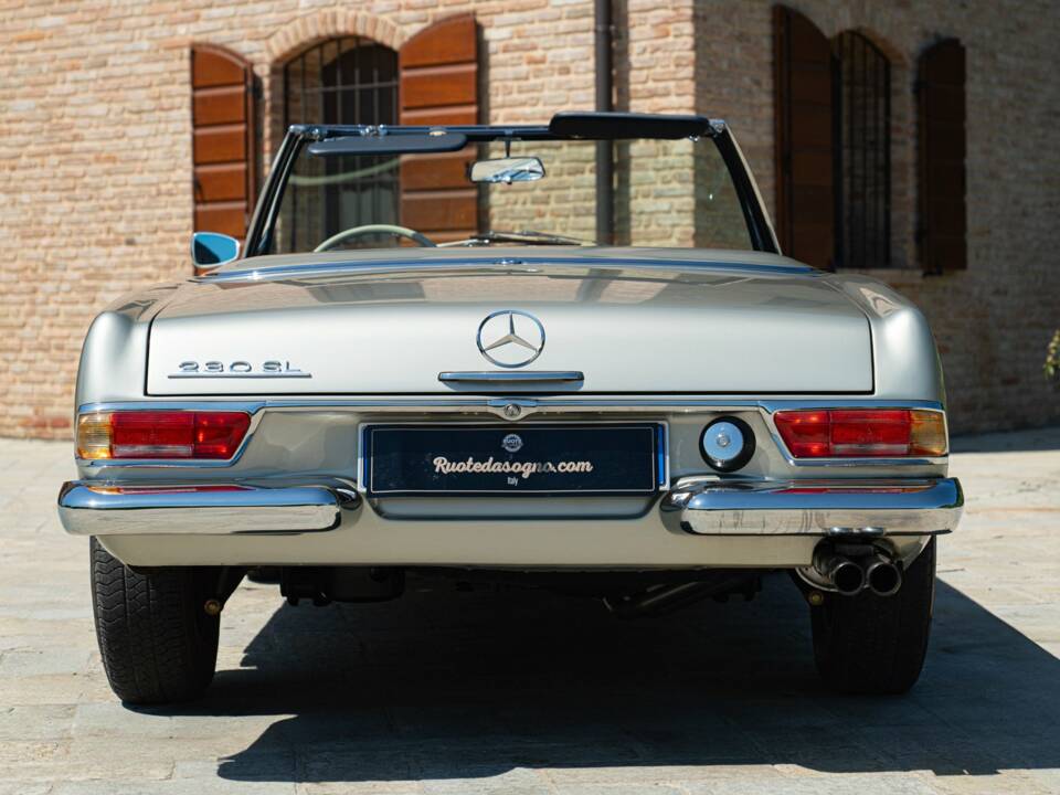 Image 12/50 of Mercedes-Benz 230 SL (1965)