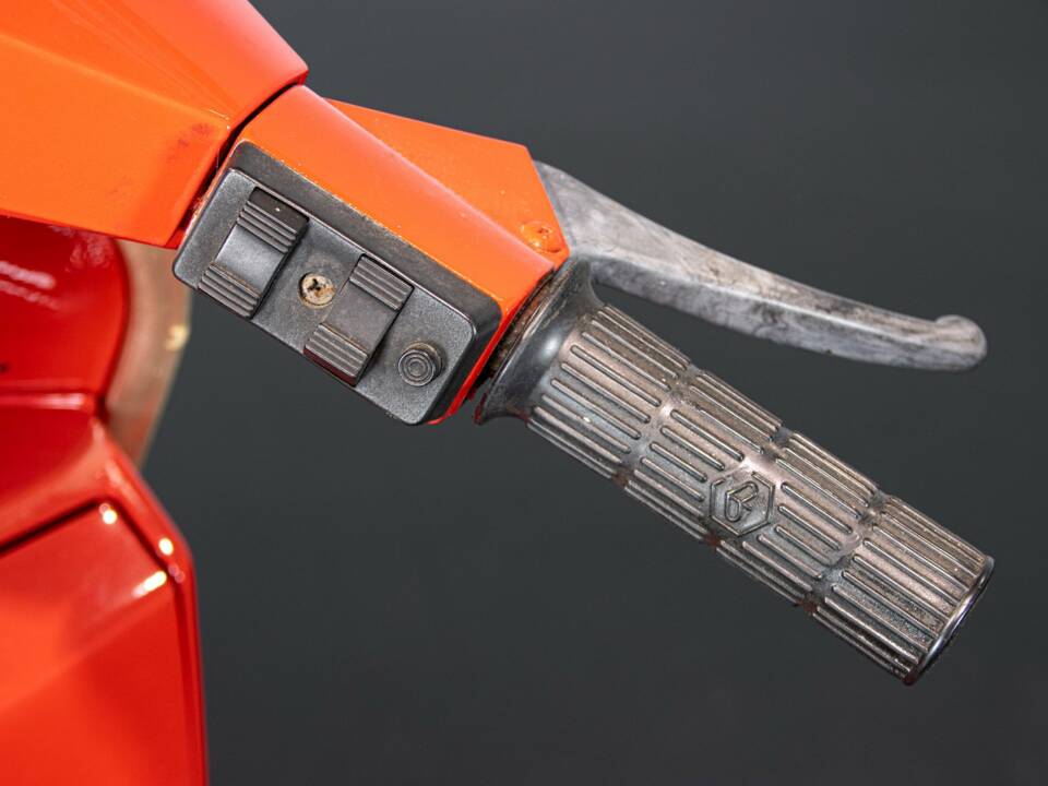 Image 9/30 of Piaggio DUMMY (1982)