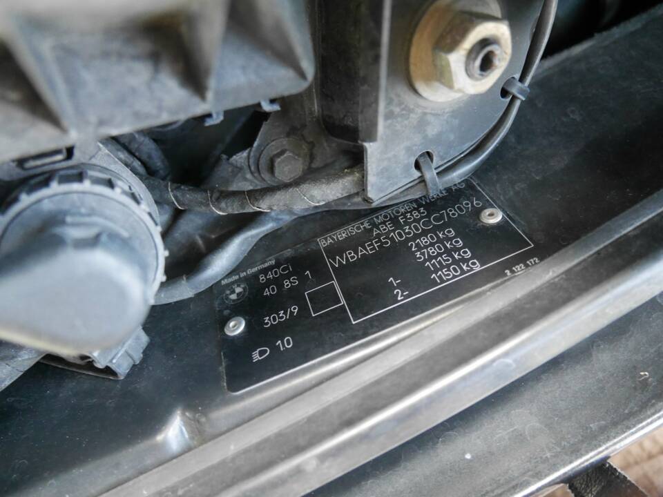 Immagine 29/32 di BMW 840Ci (1994)
