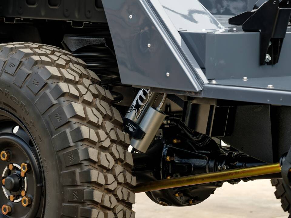 Bild 7/100 von Land Rover Defender 110 (2014)