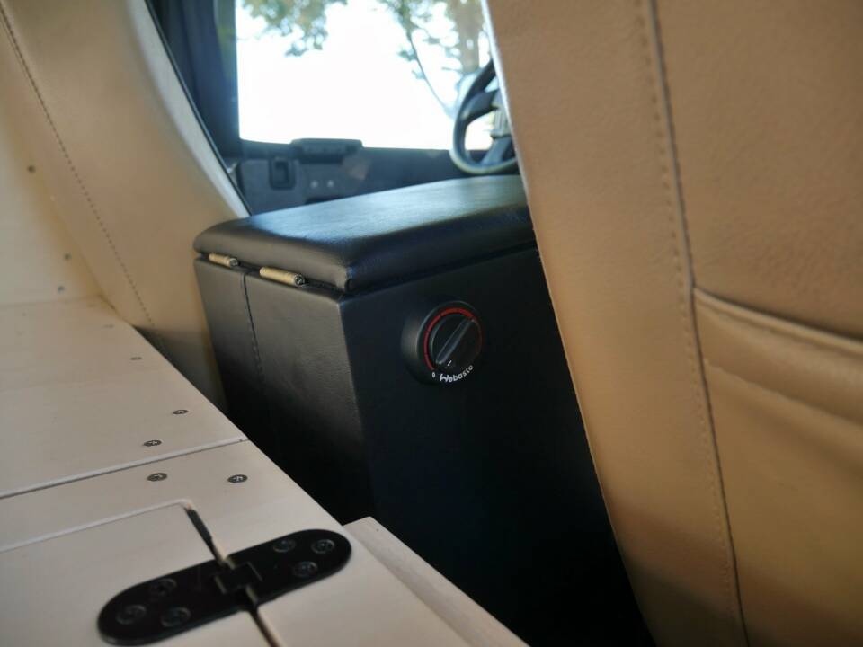 Image 46/50 of Land Rover Defender 110 (1900)