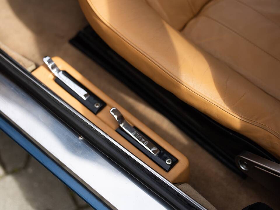 Imagen 24/36 de Ferrari 365 GTC/4 (1972)