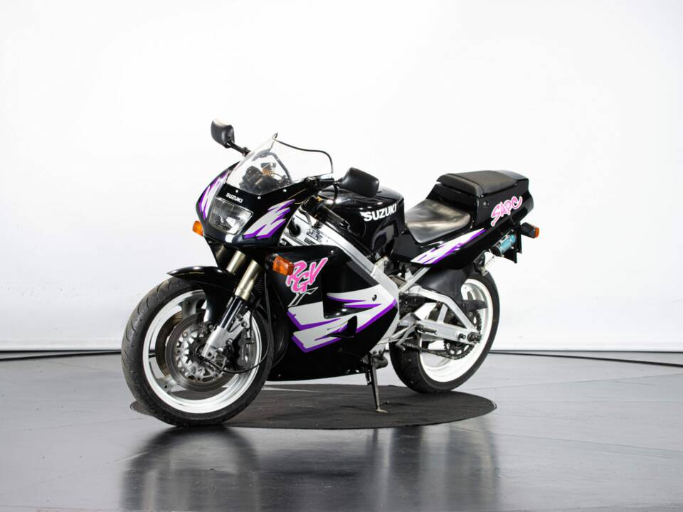 Afbeelding 8/45 van Suzuki RGV 250 Gamma (1992)