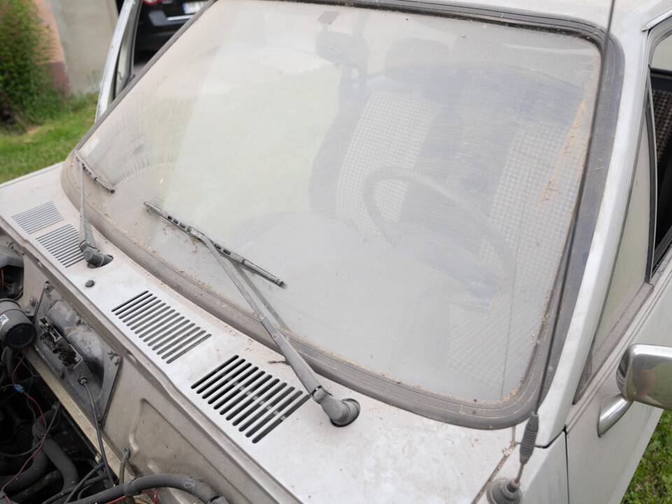 Bild 33/47 von Ford Fiesta (1980)