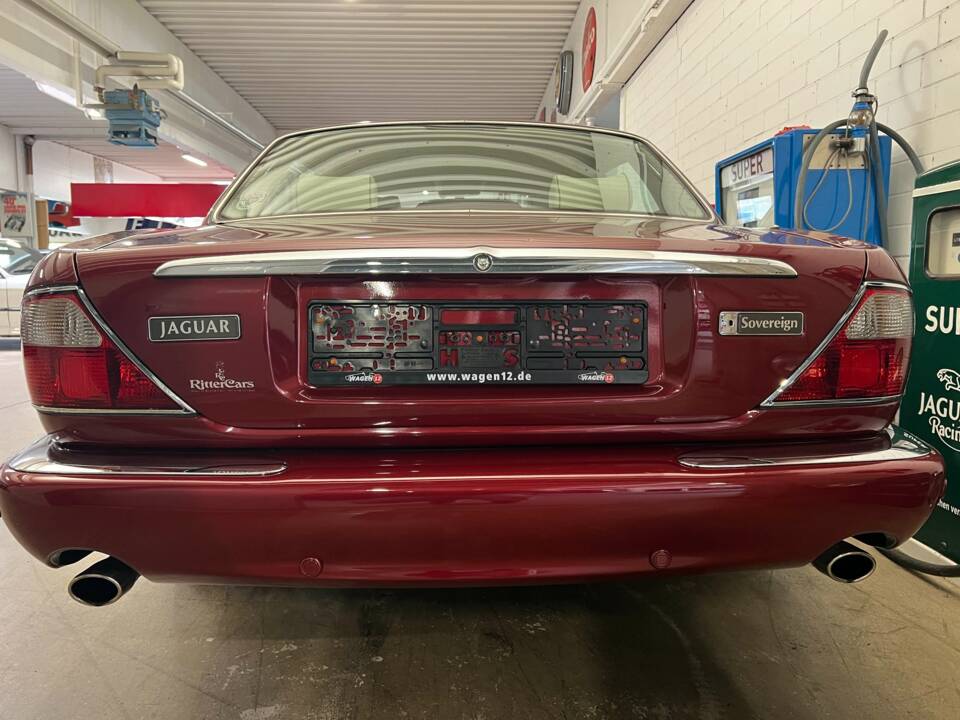 Bild 13/16 von Jaguar XJ 8 4.0 Executive (2000)