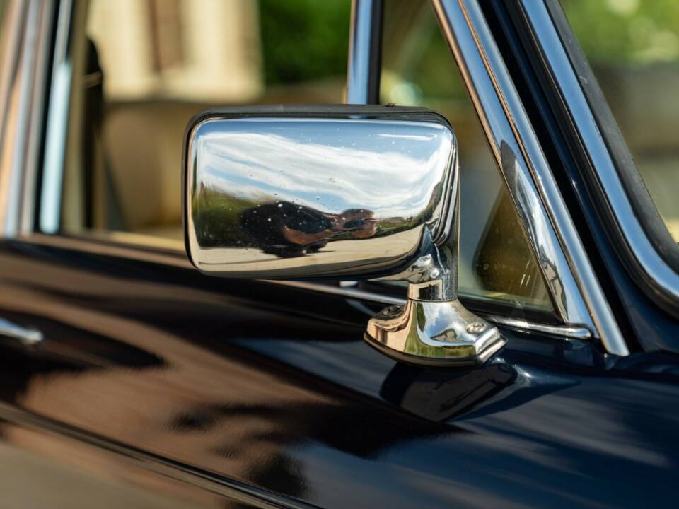 Imagen 32/50 de Jaguar XJ 4.2 (1978)