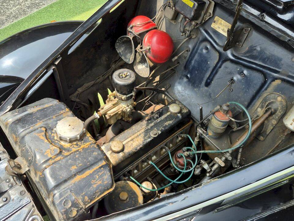 Image 42/47 of FIAT 1100 E (1952)