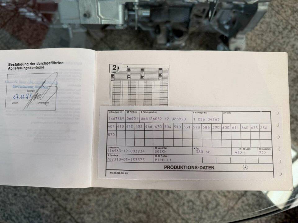 Bild 35/36 von Mercedes-Benz 380 SE (1981)