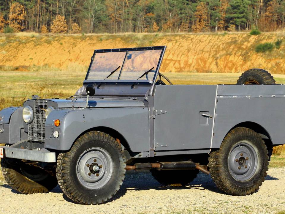 Image 3/16 of Land Rover 80 (1953)